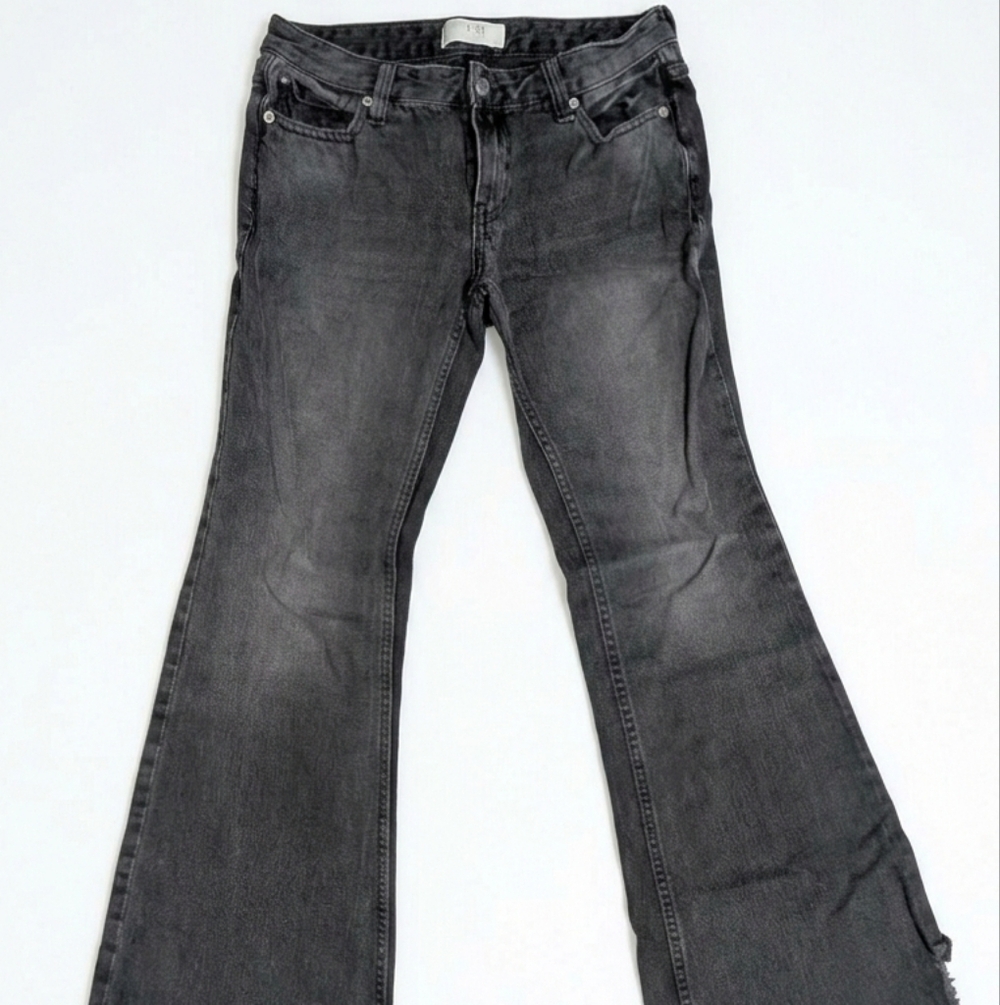 We The Free Free People Black Flare Jeans Wide Leg Distressed Raw Hem Sz 25
